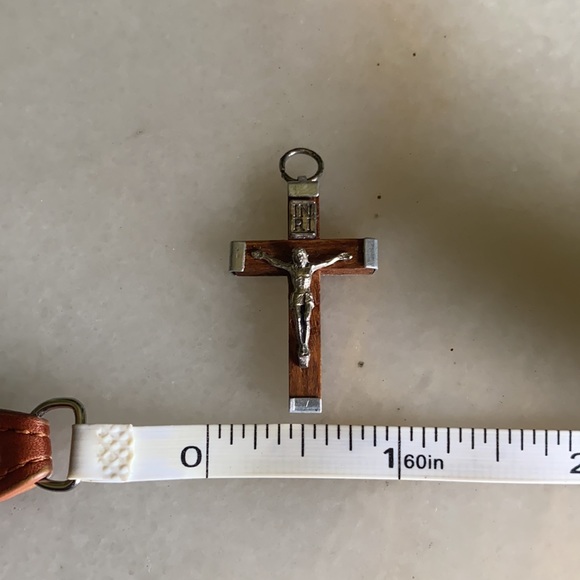 Italian Silver & Wood Crucifix Cross Pendant - Picture 7 of 7